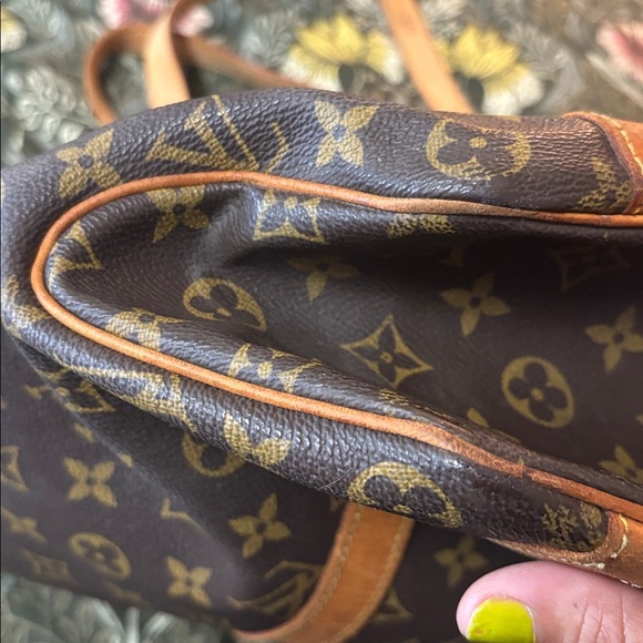 Louis Vuitton Shopping Sac Monogram Tote - Picture 9 of 13